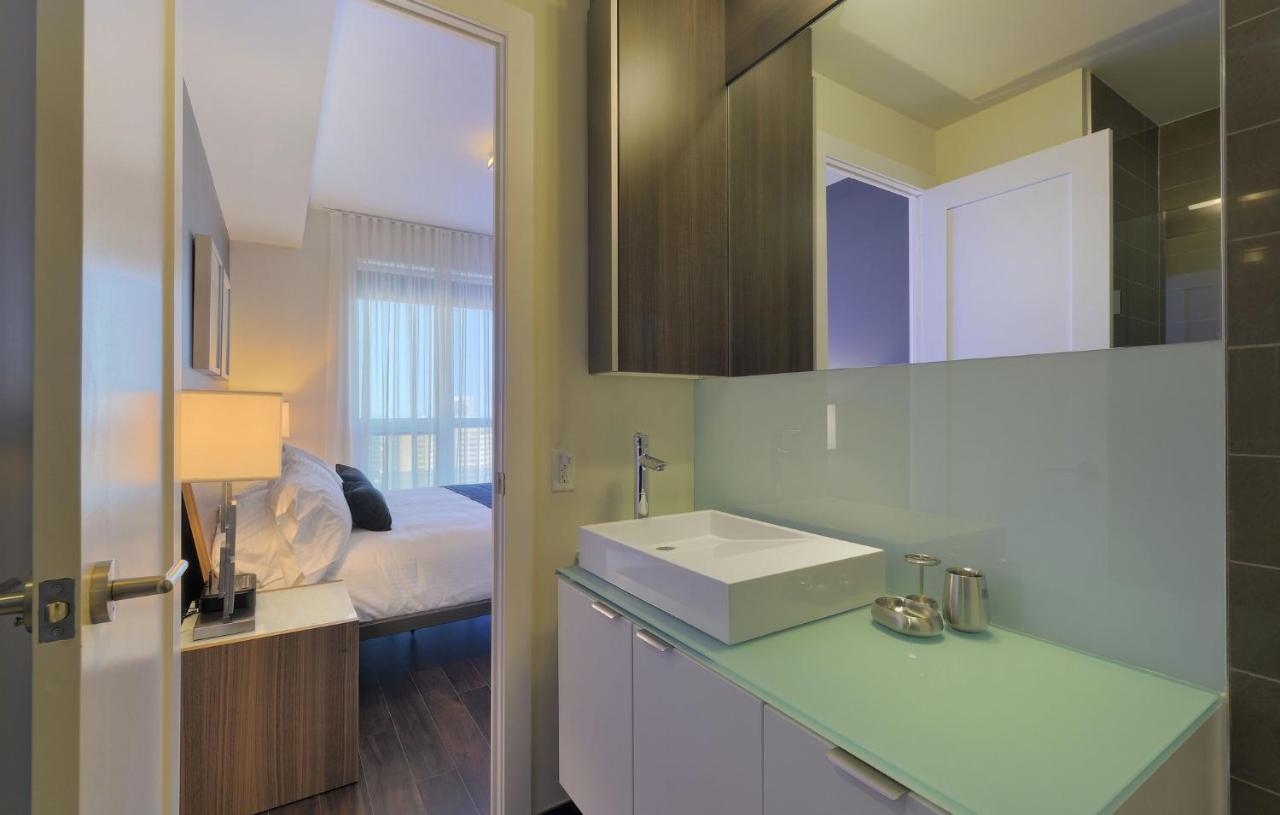 Delsuites - 300 Front Street - 30 Night Stays Toronto Exterior photo