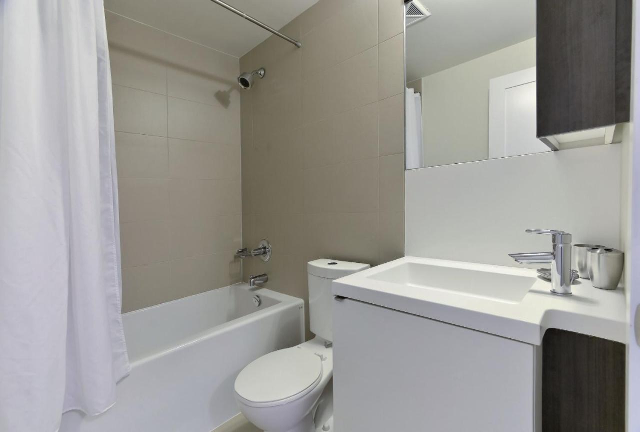 Delsuites - 300 Front Street - 30 Night Stays Toronto Exterior photo